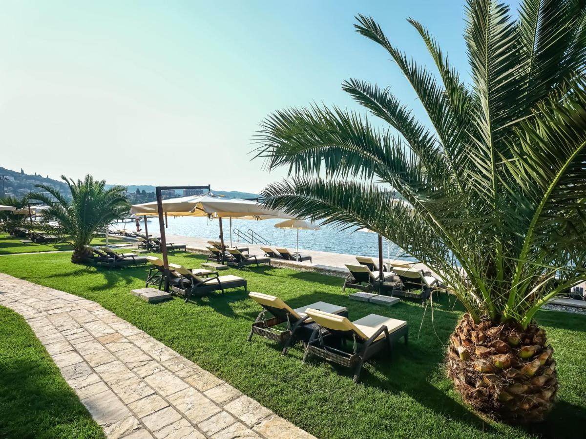 Hotel Slovenija - Terme & Wellness Lifeclass Portorose Esterno foto Beach at the Hotel