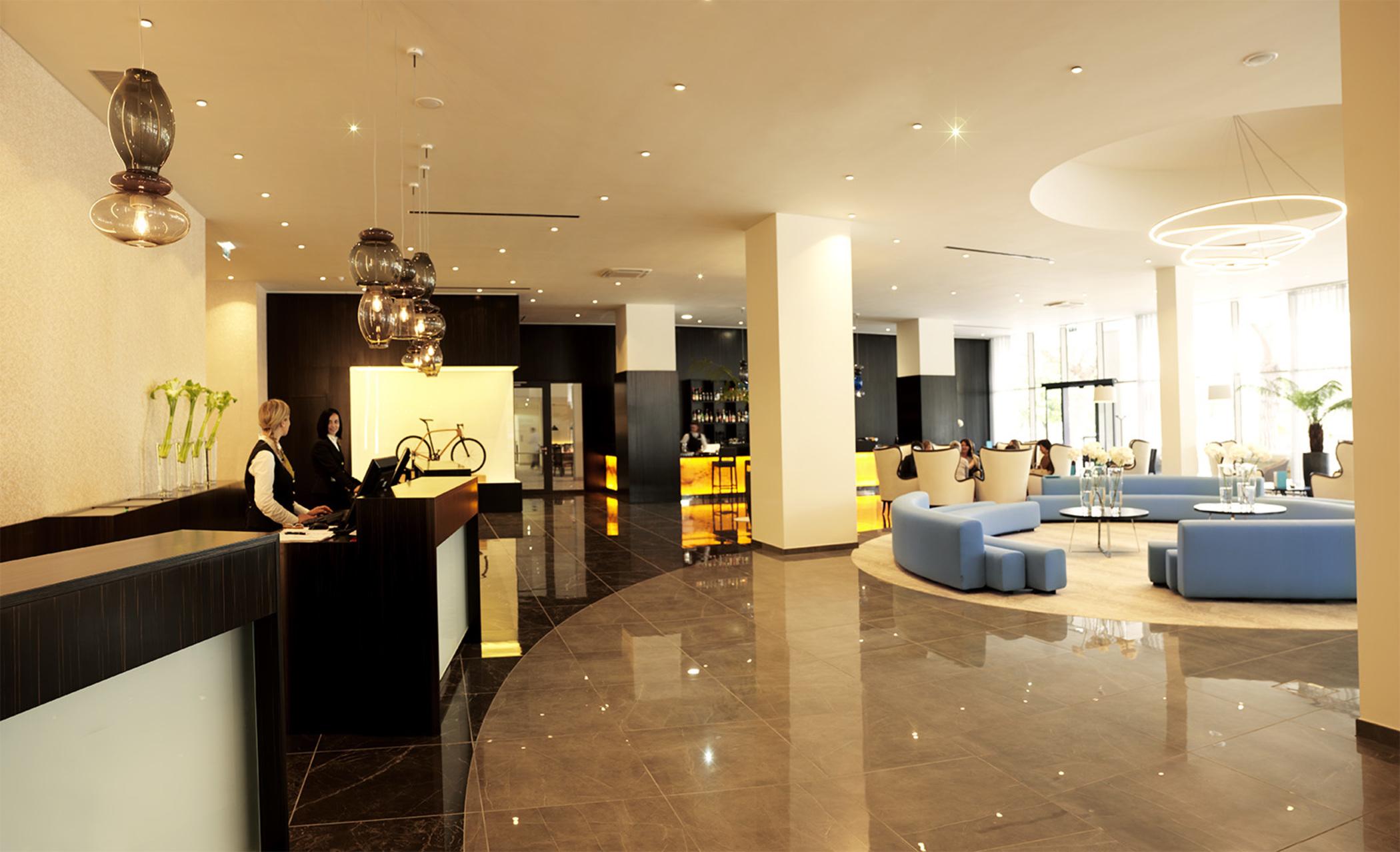 Hotel Slovenija - Terme & Wellness Lifeclass Portorose Esterno foto Lobby