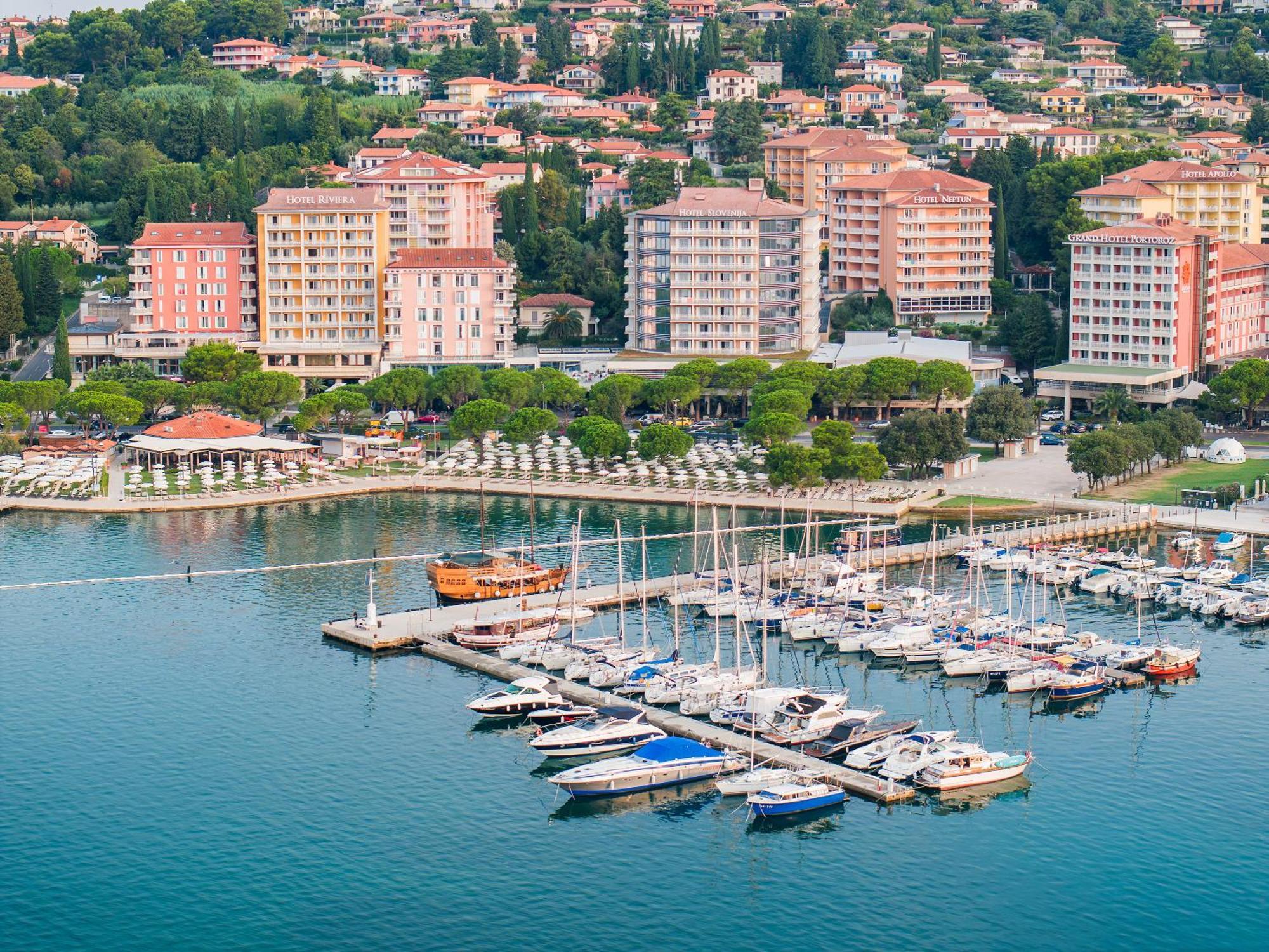 Hotel Slovenija - Terme & Wellness Lifeclass Portorose Esterno foto Port of Igalo
